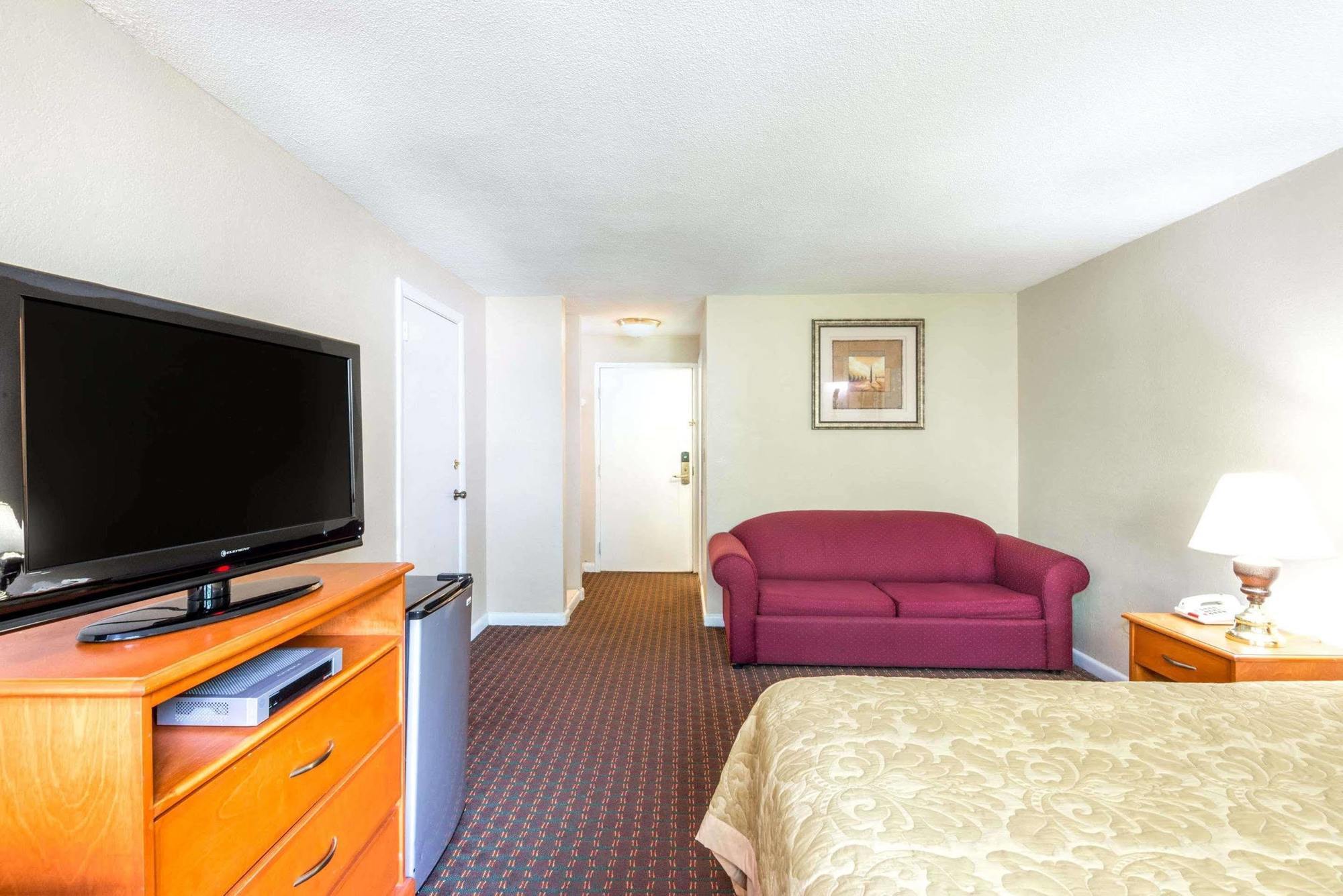 Hotel Super 8 By Wyndham Watertown/Cambridge/Boston Area Exteriér fotografie